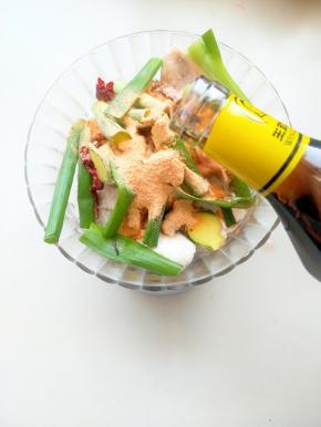 加入料酒，可去腥。