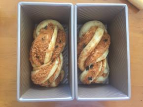 放入烤箱二次发酵50分钟