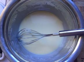 这是面粉搅拌好的状态