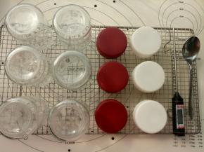 煮好放到晾网上控干水分，不要擦干，让它自然晾干。