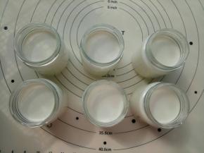 正好装6瓶(瓶子是200ml的)