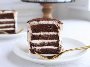 表面筛上防潮可可粉装饰