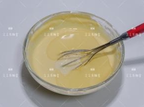 在加入玉米油，炼乳