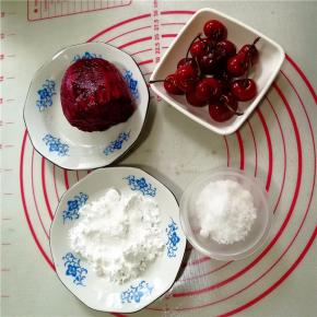 准备好食材，清水没有放入。