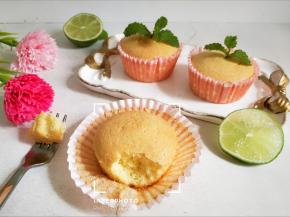 青柠海绵纸杯蛋糕。