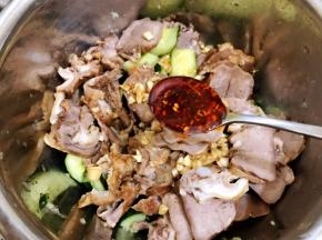 加入辣椒油