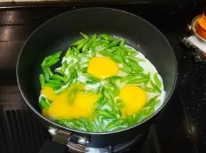 打入鸡蛋