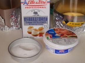 称量好所用的慕斯液材料