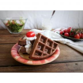 最喜欢的吃法就是淋上酸奶