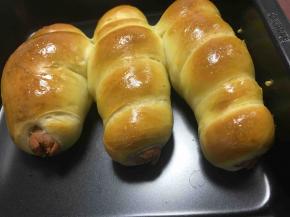 也可以做成这样的造型的火腿面包哦！