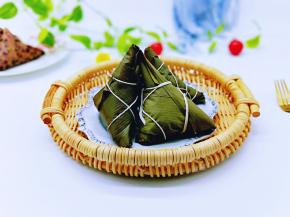 吃不完的话，可以放入冰箱冷冻。