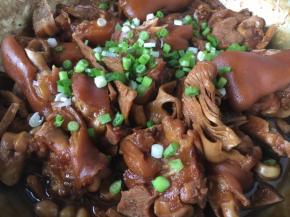 也可以撒上少许的葱花。