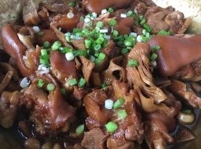 也可以撒上少许的葱花。