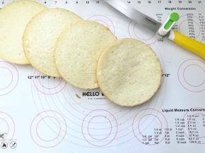 15、分割成4片。