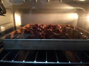 烤箱180度提前预热下，20分钟--25分钟就可以了。