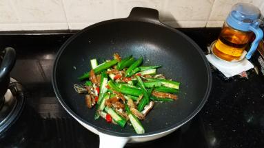 炒均匀即可