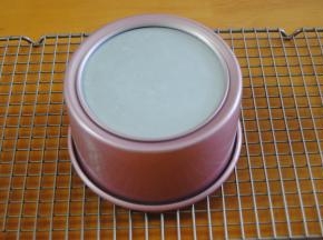 出炉震两下出热气即倒扣放凉