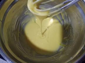 这是蛋黄糊的状态