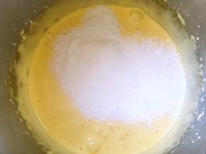 过筛15克玉米淀粉