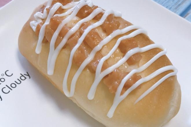 火腿粒沙拉面包