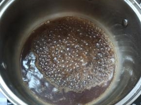 煮至沸腾。