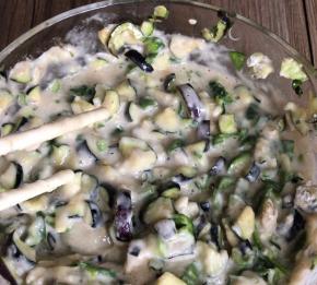 搅拌至浓稠糊状