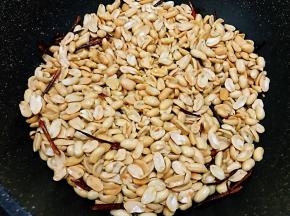 翻炒均匀马上出锅