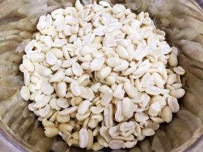 全部完成沥干水装入保鲜袋里放冰箱冷冻一晚