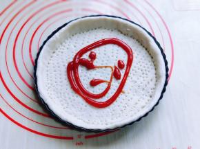 涂上番茄酱！（可以换成你喜欢的酱）