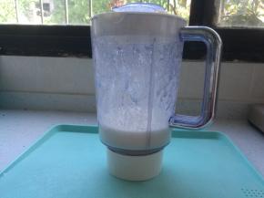 放入料理机打成泥。