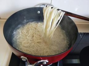 煮熟后捞出过冷水！