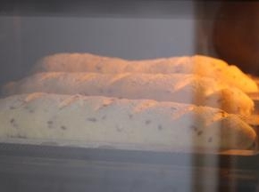 放入烤箱，175度30分钟