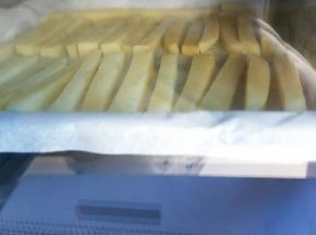 烘烤30分钟左右。