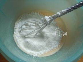 筛入低筋面粉