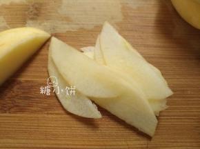 苹果去皮去核，切薄片