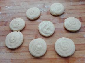 依次整理好，稍做按压