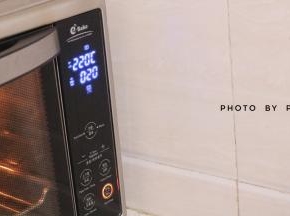 提前预热烤箱。