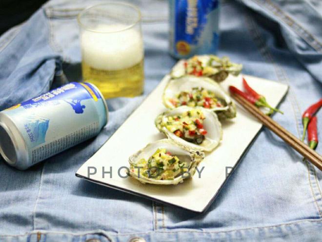 烤生蚝，球迷必备宵夜。