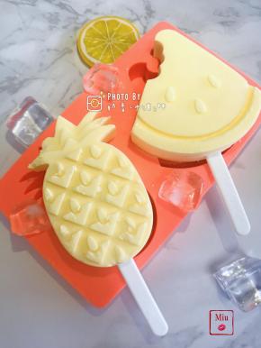 硅胶脱膜要注意力度，力度太大很容易破坏造型哦！