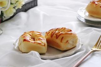 取出放到晾网上，晾温就可以了。