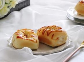 取出放到晾网上，晾温就可以了。