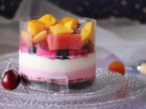 非常好吃的鲜果奶冻。