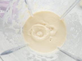 选择搅拌功能，搅打均匀。