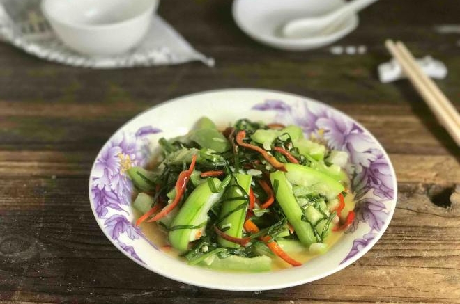 韭菜炒丝瓜