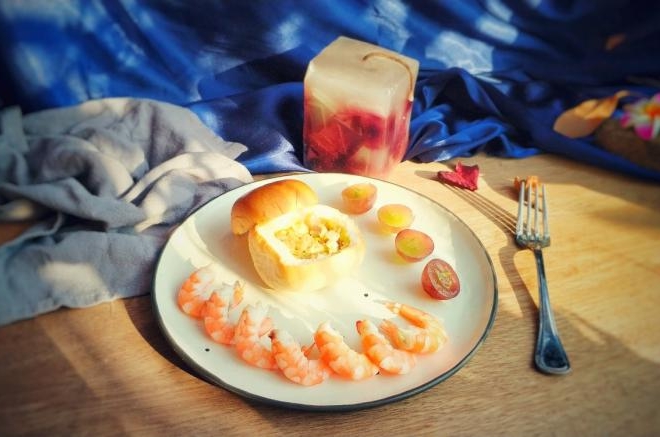 吞拿鱼鸡蛋馒头面包盒