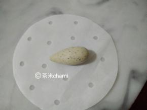 再搓成水滴状的。