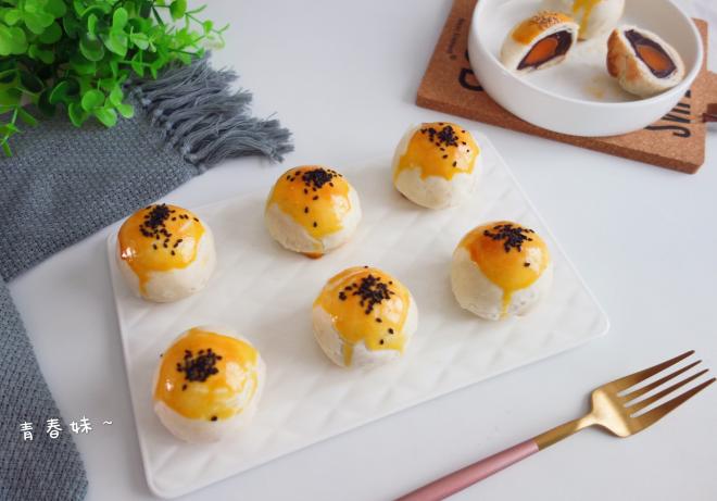 蛋黄酥