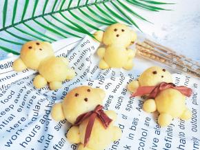 可爱的小熊面包就ok了。