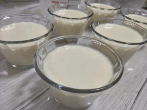 再倒入布丁杯中