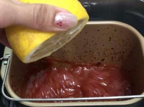 果酱程序我番炒了两个程序，最后加半个柠檬汁